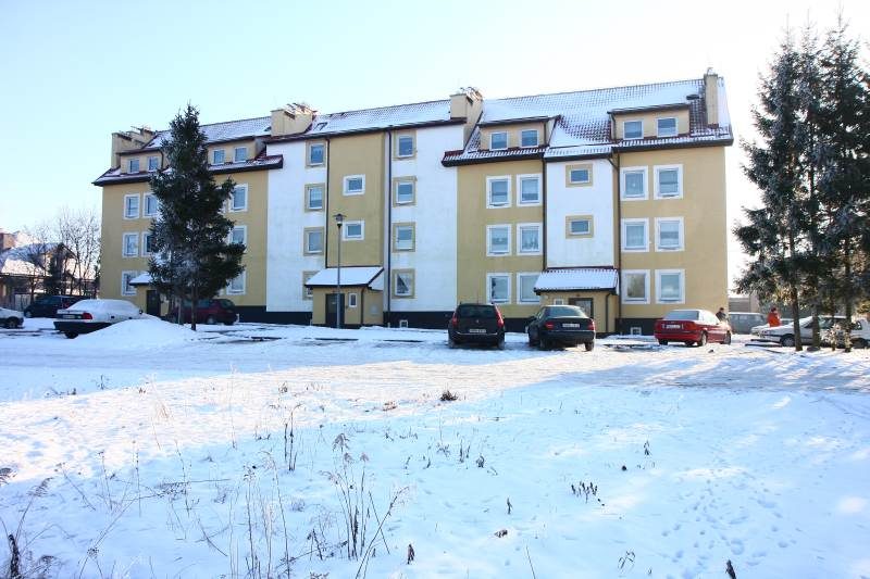 Budynek mieszkalny TBS przy ul. Struga 12d – widok z boku